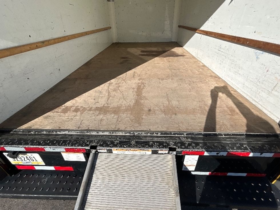 Light Duty Box Truck-Light and Medium Duty Trucks-GMC-2022-Savana G33903-Fontana-CA-108,426\n\t\tmiles-$ 28,250 - Image 10