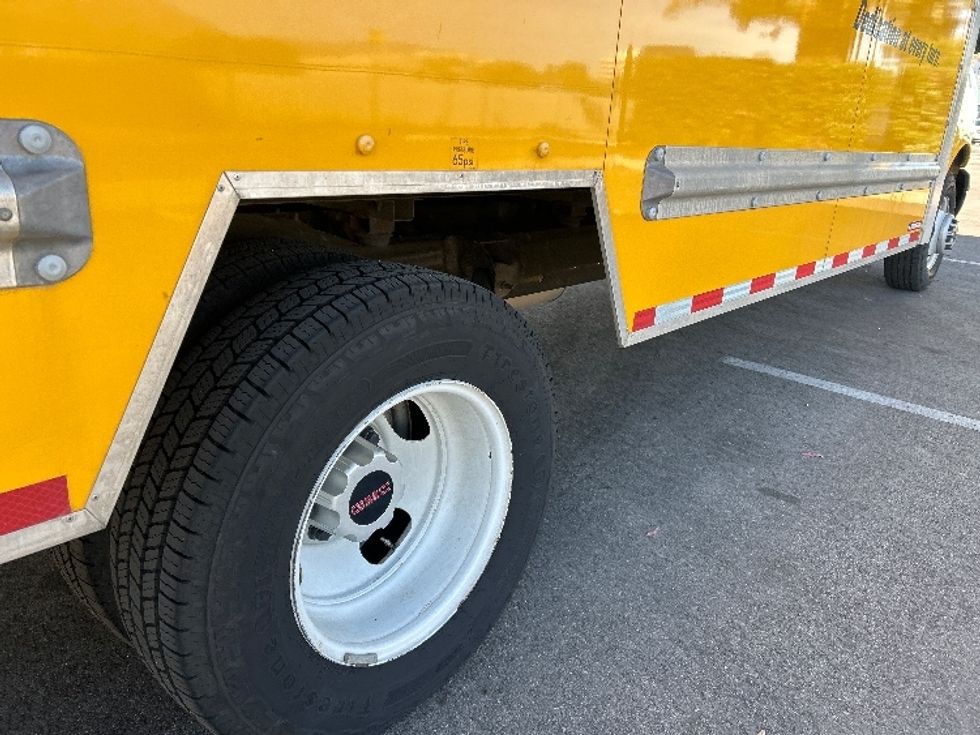 Light Duty Box Truck-Light and Medium Duty Trucks-GMC-2022-Savana G33903-Fontana-CA-108,426\n\t\tmiles-$ 28,250 - Image 14