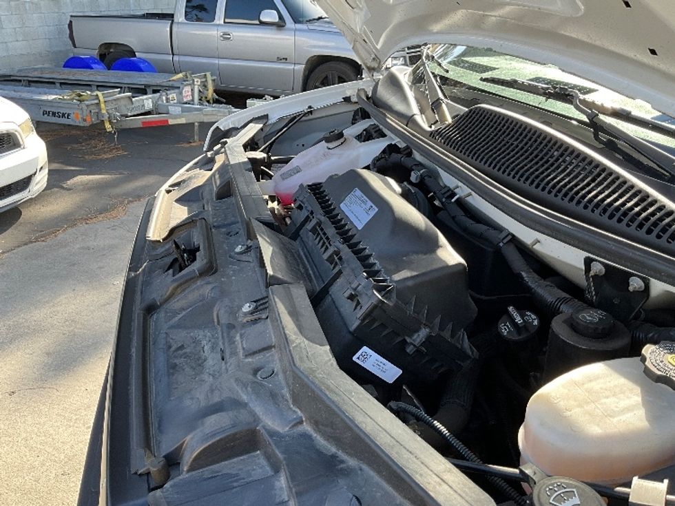 Light Duty Box Truck-Light and Medium Duty Trucks-GMC-2022-Savana G33903-Fontana-CA-18,218\n\t\tmiles-$ 47,500 - Image 24