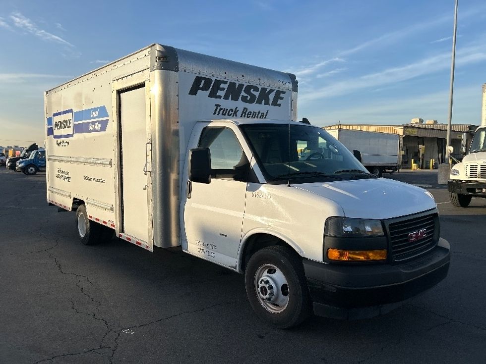Light Duty Box Truck-Light and Medium Duty Trucks-GMC-2022-Savana G33903-Fontana-CA-22,807\n\t\tmiles-$ 53,500 - Image 1