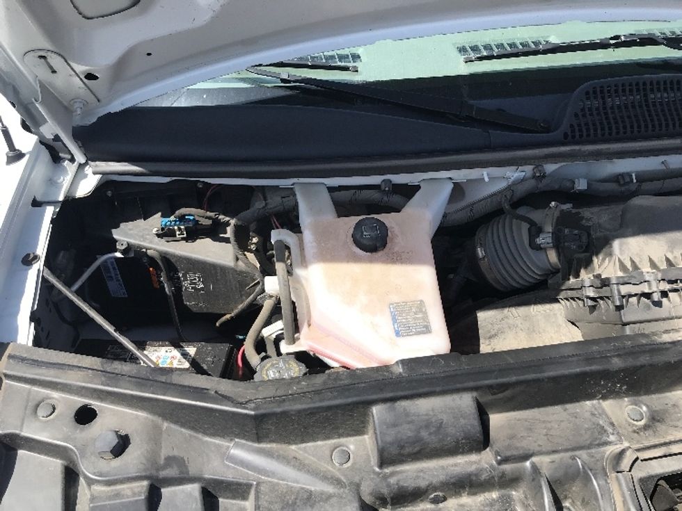 Light Duty Box Truck-Light and Medium Duty Trucks-GMC-2022-Savana G33903-Fontana-CA-30,617\n\t\tmiles-$ 47,000 - Image 22