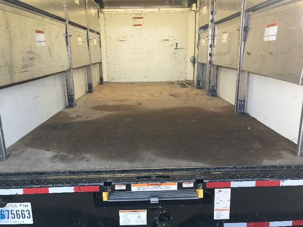 Light Duty Box Truck-Light and Medium Duty Trucks-GMC-2022-Savana G33903-Fontana-CA-30,617\n\t\tmiles-$ 47,000 - Image 9