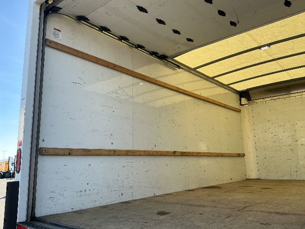 Light Duty Box Truck-Light and Medium Duty Trucks-GMC-2022-Savana G33903-Fontana-CA-88,961\n\t\tmiles-$ 34,000 - Image 11