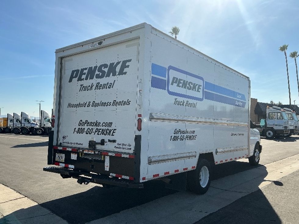 Light Duty Box Truck-Light and Medium Duty Trucks-GMC-2022-Savana G33903-Fontana-CA-88,961\n\t\tmiles-$ 34,000 - Image 13