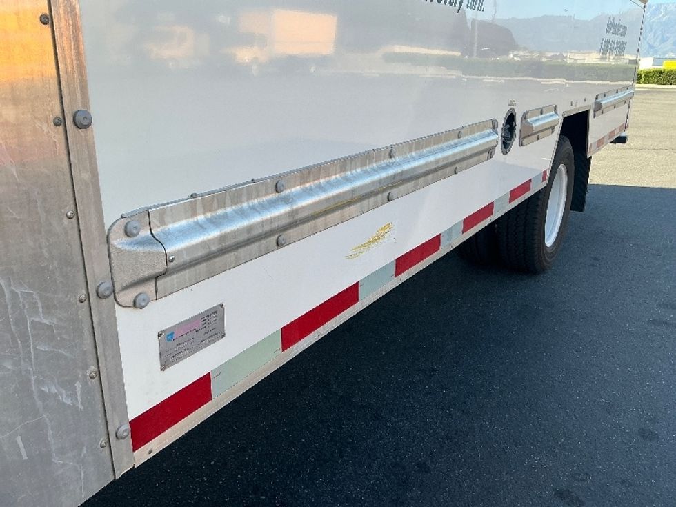 Light Duty Box Truck-Light and Medium Duty Trucks-GMC-2022-Savana G33903-Fontana-CA-88,961\n\t\tmiles-$ 34,000 - Image 29