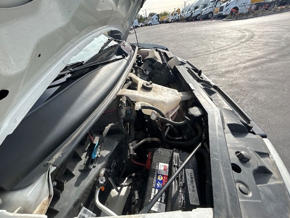 Light Duty Box Truck-Light and Medium Duty Trucks-GMC-2022-Savana G33903-Fontana-CA-89,750\n\t\tmiles-$ 34,500 - Image 23