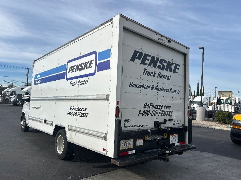 Light Duty Box Truck-Light and Medium Duty Trucks-GMC-2022-Savana G33903-Fontana-CA-89,750\n\t\tmiles-$ 34,500 - Image 6