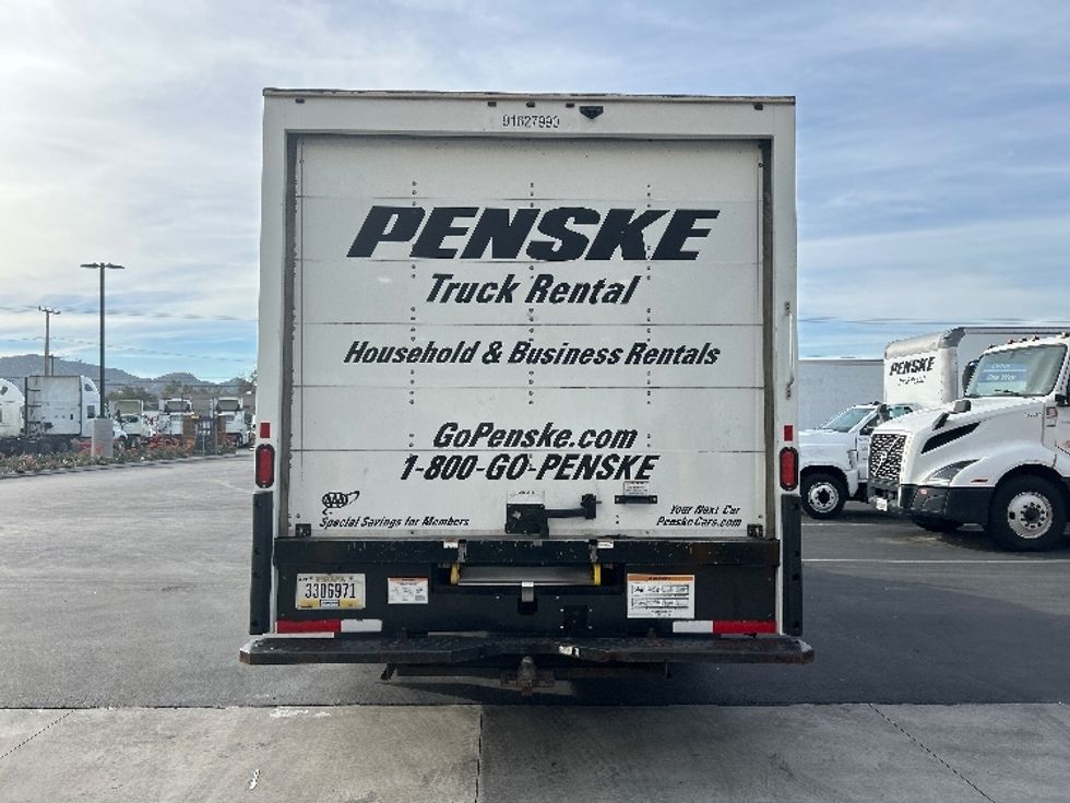 Light Duty Box Truck-Light and Medium Duty Trucks-GMC-2022-Savana G33903-Fontana-CA-89,750\n\t\tmiles-$ 34,500 - Image 7