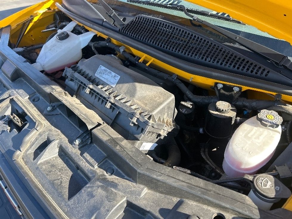 Light Duty Box Truck-Light and Medium Duty Trucks-GMC-2022-Savana G33903-Fontana-CA-89,861\n\t\tmiles-$ 30,250 - Image 24