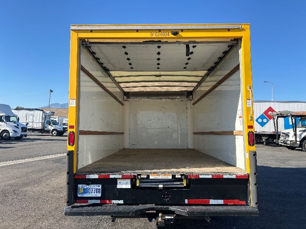 Light Duty Box Truck-Light and Medium Duty Trucks-GMC-2022-Savana G33903-Fontana-CA-89,861\n\t\tmiles-$ 30,250 - Image 8
