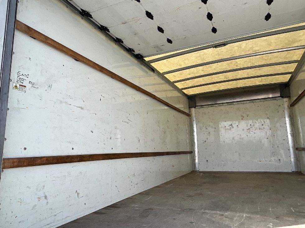 Light Duty Box Truck-Light and Medium Duty Trucks-GMC-2022-Savana G33903-Fontana-CA-90,812\n\t\tmiles-$ 34,250 - Image 11