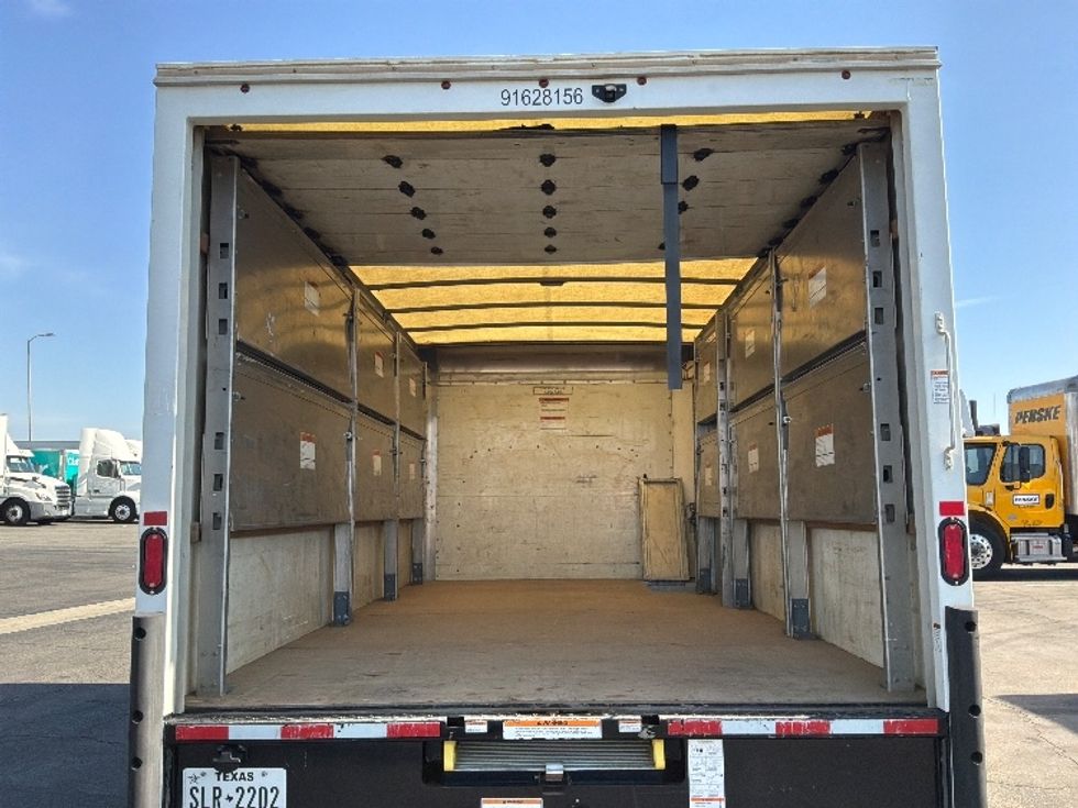 Light Duty Box Truck-Light and Medium Duty Trucks-GMC-2022-Savana G33903-Fontana-CA-92,858\n\t\tmiles-$ 35,250 - Image 8