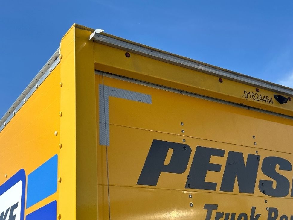 Light Duty Box Truck-Light and Medium Duty Trucks-GMC-2022-Savana G33903-Fontana-CA-96,518\n\t\tmiles-$ 30,000 - Image 26