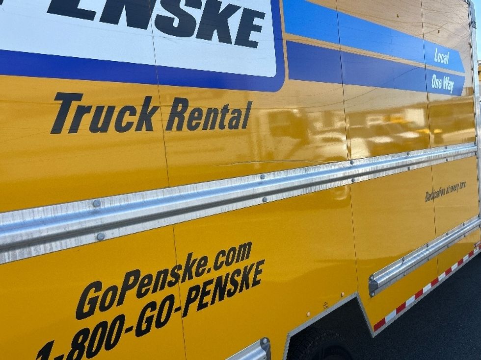 Light Duty Box Truck-Light and Medium Duty Trucks-GMC-2022-Savana G33903-Fontana-CA-96,518\n\t\tmiles-$ 30,000 - Image 27