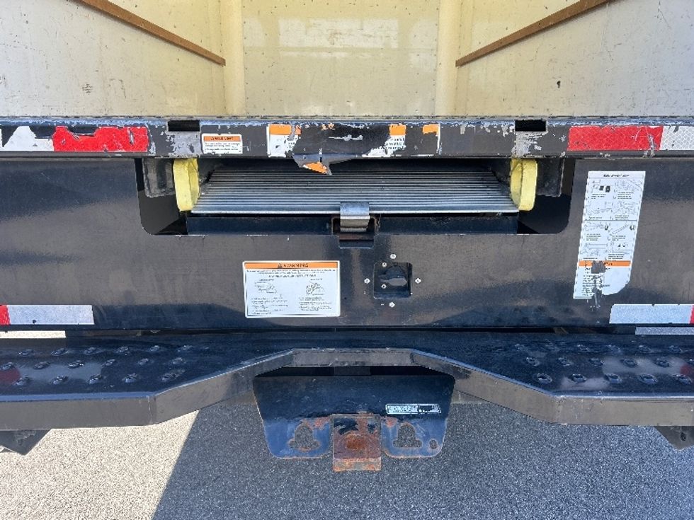 Light Duty Box Truck-Light and Medium Duty Trucks-GMC-2022-Savana G33903-Fontana-CA-96,518\n\t\tmiles-$ 30,000 - Image 9