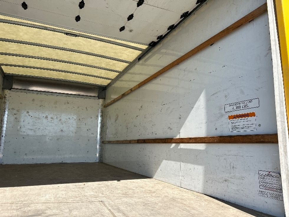 Light Duty Box Truck-Light and Medium Duty Trucks-GMC-2022-Savana G33903-Fontana-CA-97,590\n\t\tmiles-$ 30,000 - Image 12