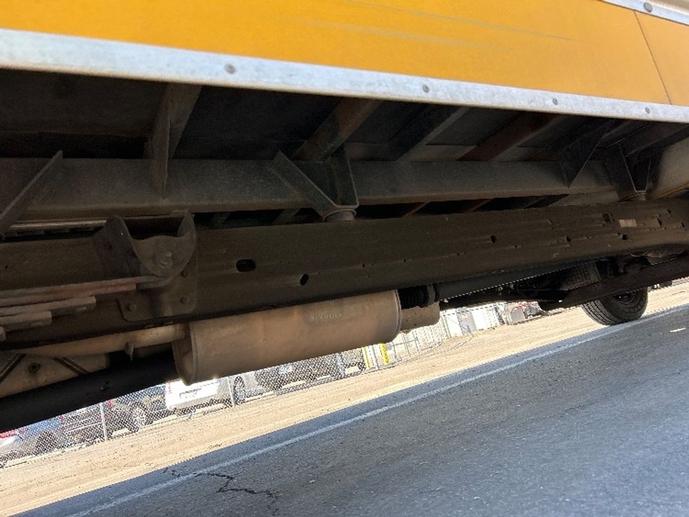 Light Duty Box Truck-Light and Medium Duty Trucks-GMC-2022-Savana G33903-Fontana-CA-97,590\n\t\tmiles-$ 30,000 - Image 14