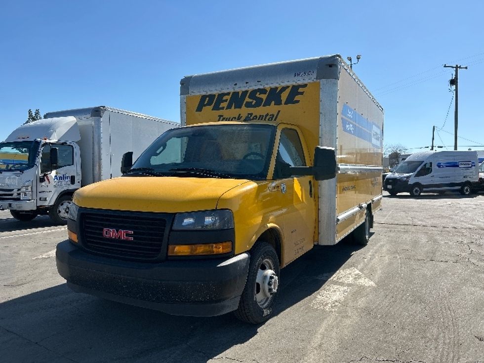 Light Duty Box Truck-Light and Medium Duty Trucks-GMC-2022-Savana G33903-Fontana-CA-97,590\n\t\tmiles-$ 30,000 - Image 3