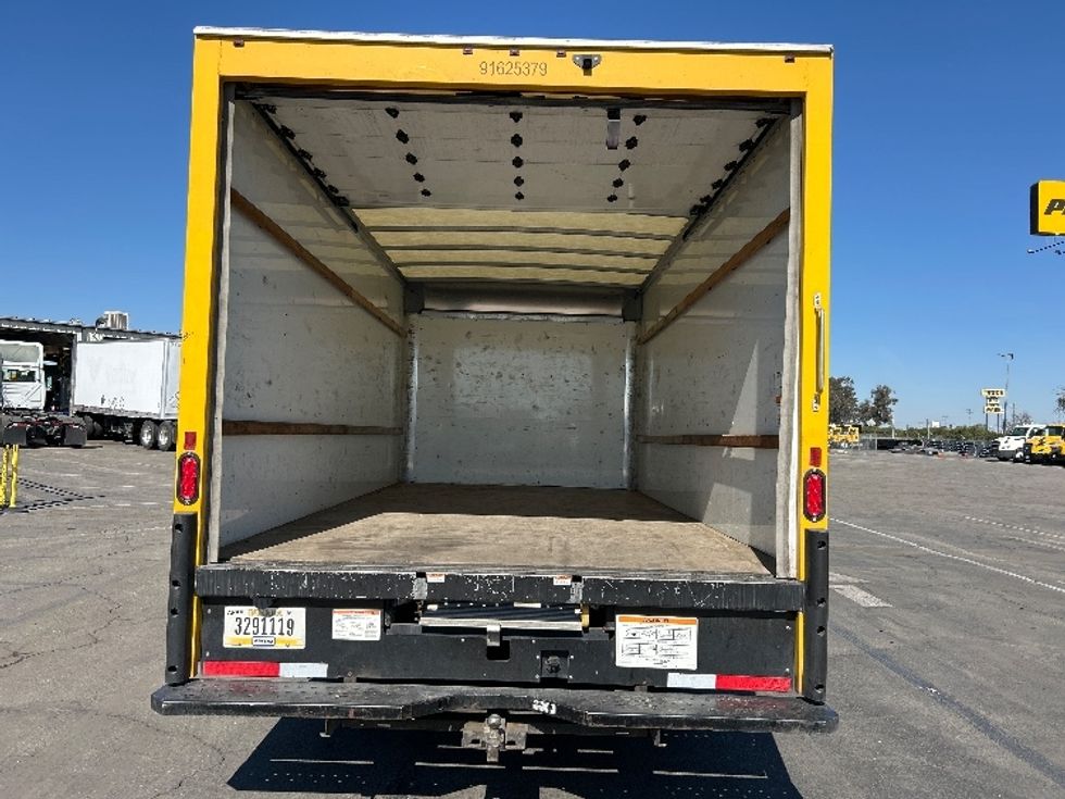Light Duty Box Truck-Light and Medium Duty Trucks-GMC-2022-Savana G33903-Fontana-CA-97,590\n\t\tmiles-$ 30,000 - Image 8
