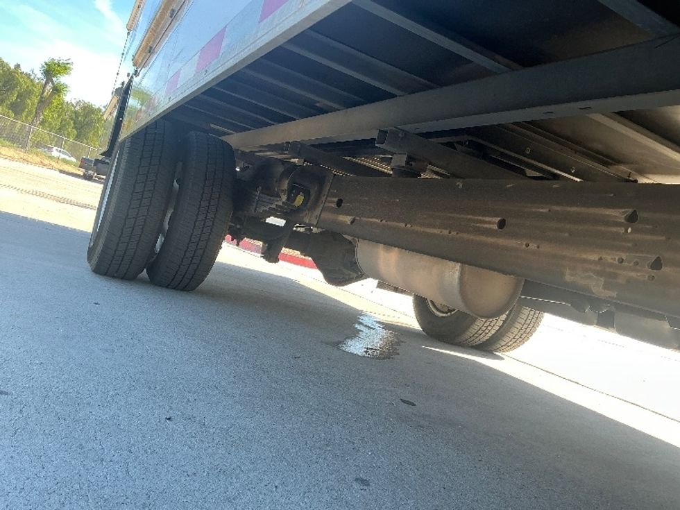 Light Duty Box Truck-Light and Medium Duty Trucks-GMC-2022-Savana G33903-Fontana-CA-99,976\n\t\tmiles-$ 33,250 - Image 14