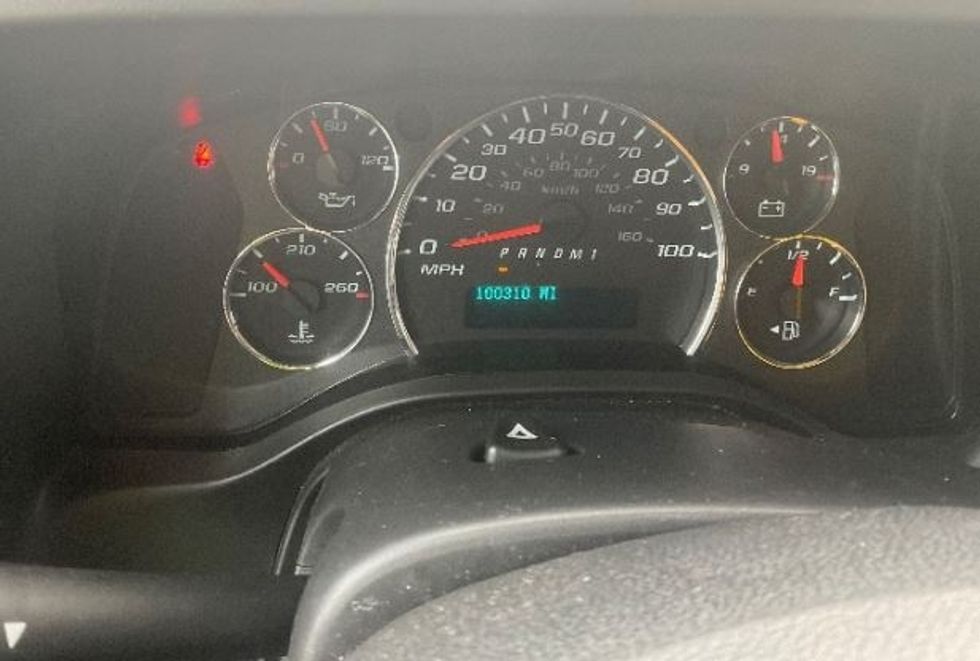 Light Duty Box Truck-Light and Medium Duty Trucks-GMC-2022-Savana G33903-Fort Wayne-IN-100,361\n\t\tmiles-$ 25,500 - Image 26