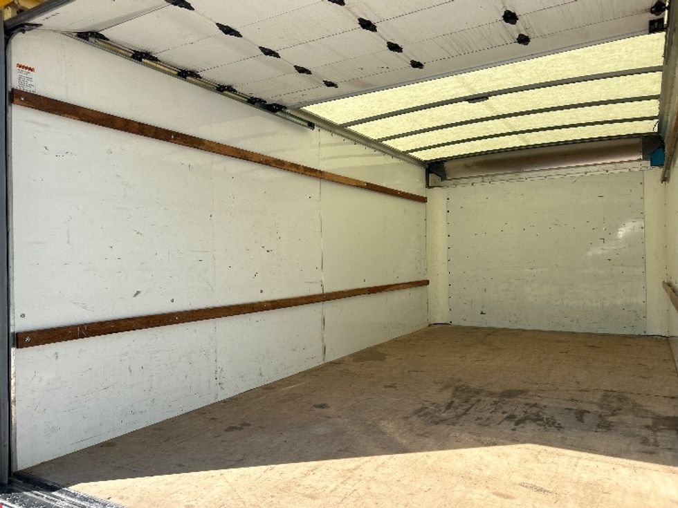 Light Duty Box Truck-Light and Medium Duty Trucks-GMC-2022-Savana G33903-Fort Wayne-IN-71,200\n\t\tmiles-$ 29,250 - Image 10