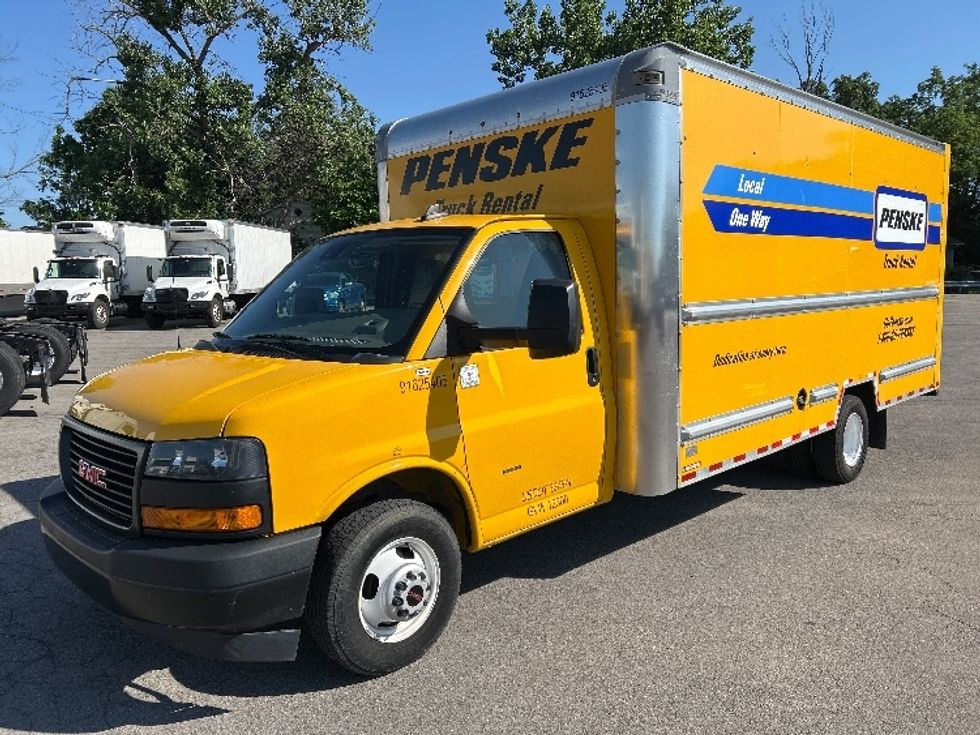 Light Duty Box Truck-Light and Medium Duty Trucks-GMC-2022-Savana G33903-Fort Wayne-IN-71,200\n\t\tmiles-$ 29,250 - Image 3