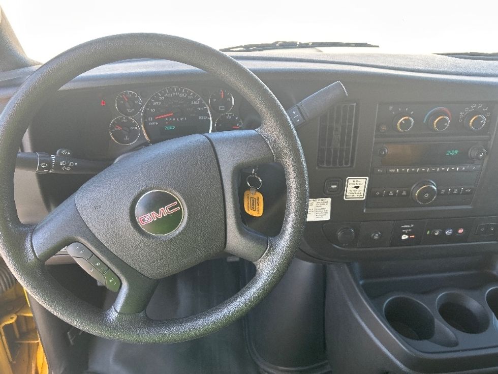 Light Duty Box Truck-Light and Medium Duty Trucks-GMC-2022-Savana G33903-Fort Wayne-IN-76,967\n\t\tmiles-$ 30,000 - Image 17