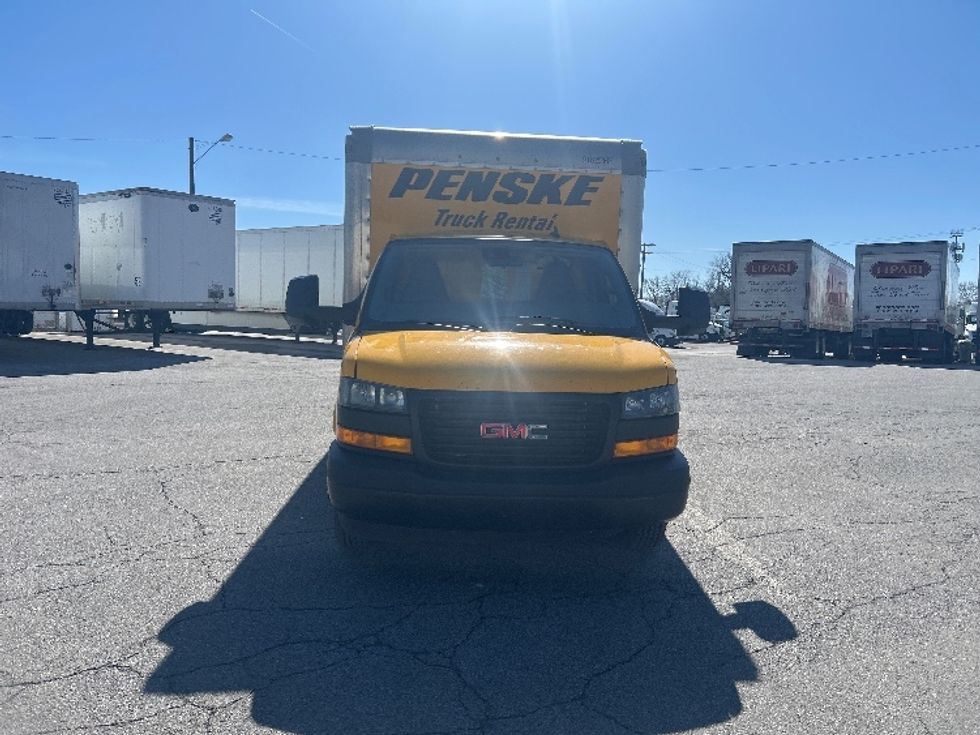 Light Duty Box Truck-Light and Medium Duty Trucks-GMC-2022-Savana G33903-Fort Wayne-IN-76,967\n\t\tmiles-$ 30,000 - Image 2