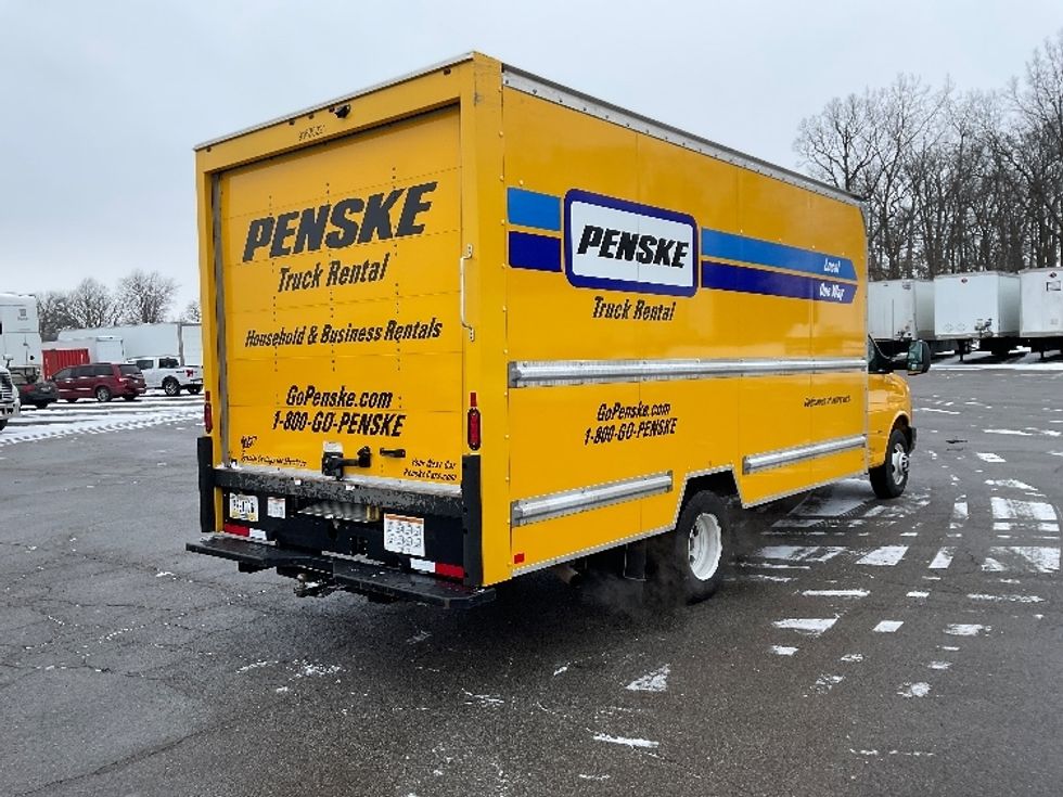 Light Duty Box Truck-Light and Medium Duty Trucks-GMC-2022-Savana G33903-Fort Wayne-IN-89,333\n\t\tmiles-$ 32,750 - Image 13