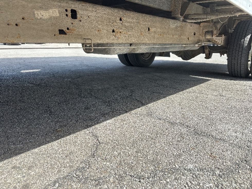 Light Duty Box Truck-Light and Medium Duty Trucks-GMC-2022-Savana G33903-Fort Wayne-IN-89,480\n\t\tmiles-$ 33,750 - Image 5