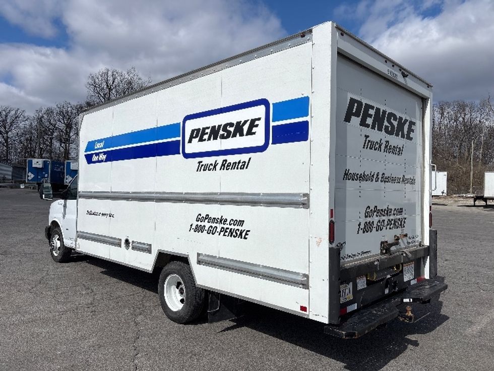 Light Duty Box Truck-Light and Medium Duty Trucks-GMC-2022-Savana G33903-Fort Wayne-IN-89,480\n\t\tmiles-$ 33,750 - Image 6