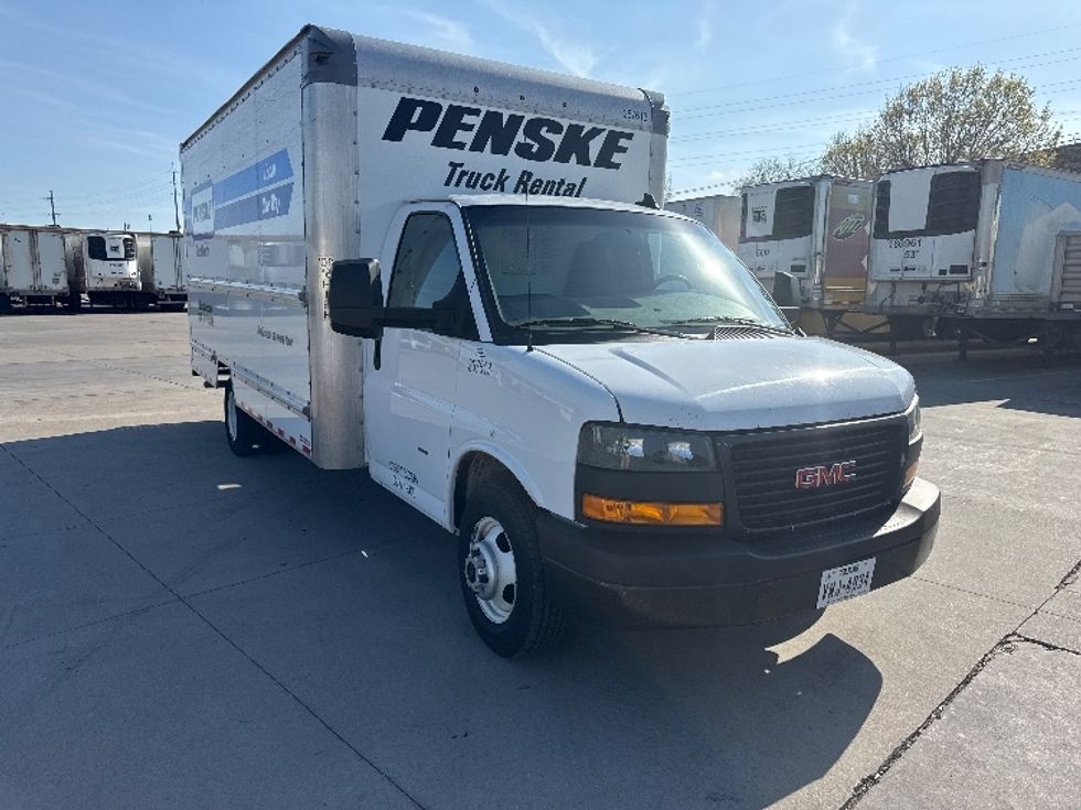 Light Duty Box Truck-Light and Medium Duty Trucks-GMC-2022-Savana G33903-Fort Worth-TX-145,747\n\t\tmiles-$ 24,250 - Image 1