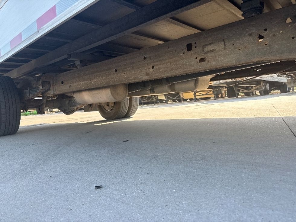 Light Duty Box Truck-Light and Medium Duty Trucks-GMC-2022-Savana G33903-Fort Worth-TX-145,747\n\t\tmiles-$ 24,250 - Image 13