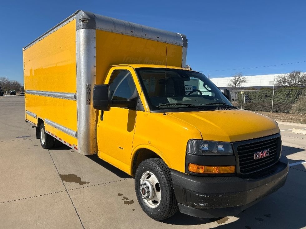 Light Duty Box Truck-Light and Medium Duty Trucks-GMC-2022-Savana G33903-Fort Worth-TX-89,563\n\t\tmiles-$ 29,500 - Image 1