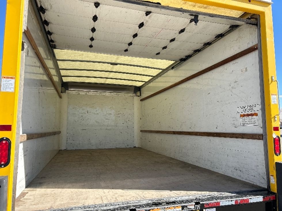 Light Duty Box Truck-Light and Medium Duty Trucks-GMC-2022-Savana G33903-Fort Worth-TX-89,563\n\t\tmiles-$ 29,500 - Image 12