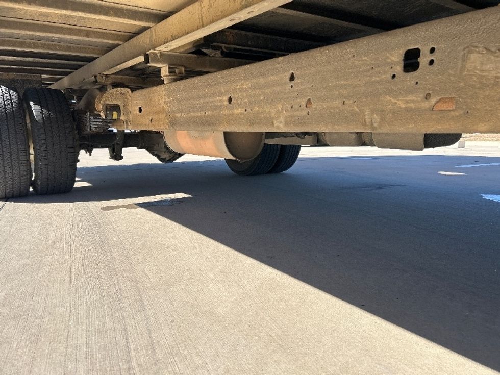 Light Duty Box Truck-Light and Medium Duty Trucks-GMC-2022-Savana G33903-Fort Worth-TX-89,563\n\t\tmiles-$ 29,500 - Image 14