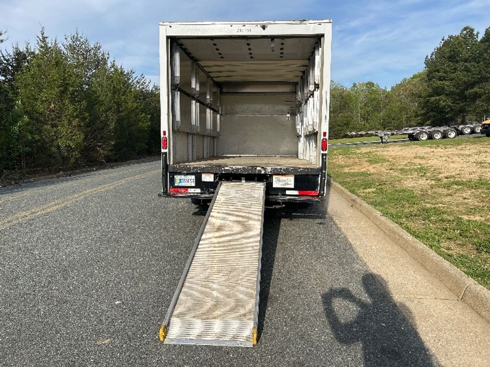 Light Duty Box Truck-Light and Medium Duty Trucks-GMC-2022-Savana G33903-Fredericksburg-VA-44,991\n\t\tmiles-$ 40,750 - Image 9