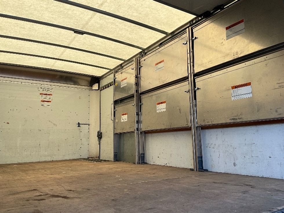 Light Duty Box Truck-Light and Medium Duty Trucks-GMC-2022-Savana G33903-Fredericksburg-VA-48,809\n\t\tmiles-$ 42,500 - Image 12
