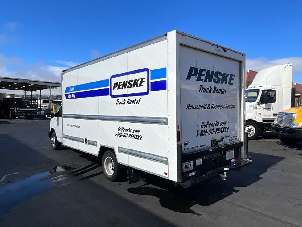 Light Duty Box Truck-Light and Medium Duty Trucks-GMC-2022-Savana G33903-Fresno-CA-42,911\n\t\tmiles-$ 55,000 - Image 6