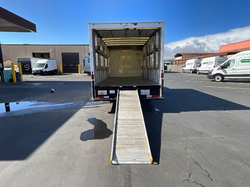 Light Duty Box Truck-Light and Medium Duty Trucks-GMC-2022-Savana G33903-Fresno-CA-42,911\n\t\tmiles-$ 55,000 - Image 9