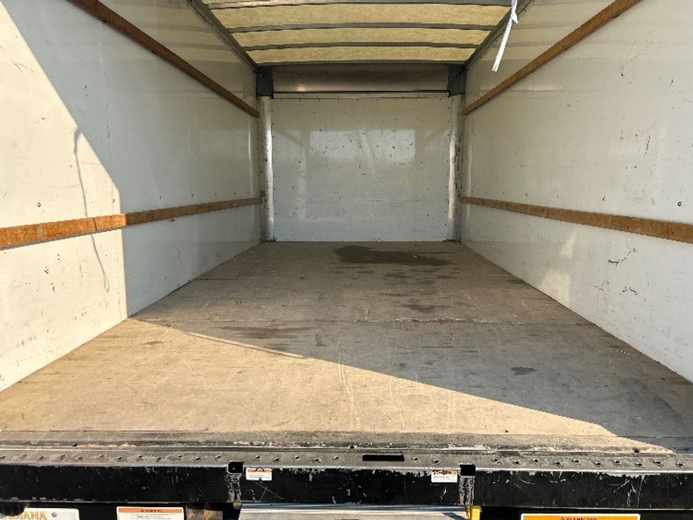 Light Duty Box Truck-Light and Medium Duty Trucks-GMC-2022-Savana G33903-Fresno-CA-52,388\n\t\tmiles-$ 39,000 - Image 10