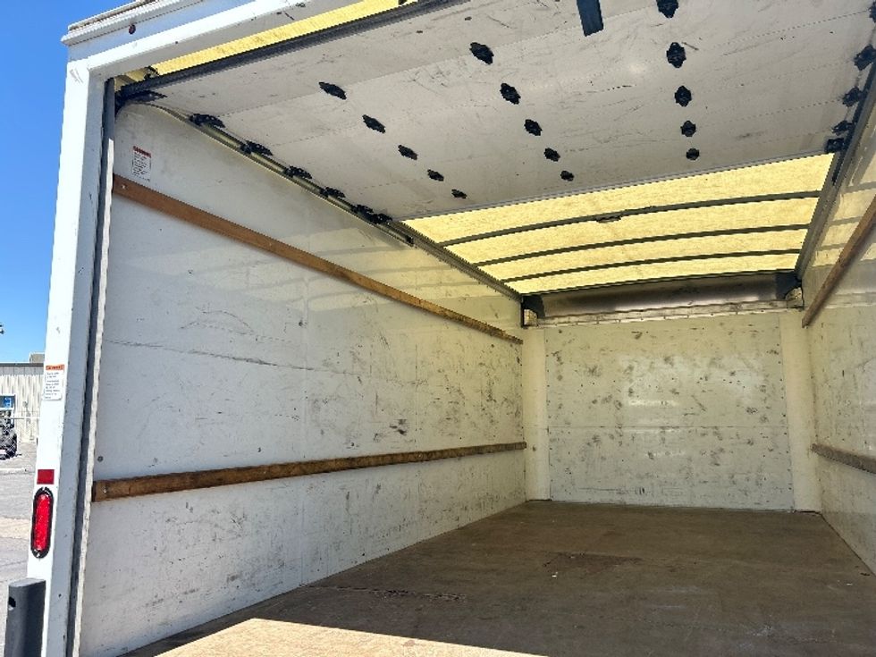 Light Duty Box Truck-Light and Medium Duty Trucks-GMC-2022-Savana G33903-Fresno-CA-88,458\n\t\tmiles-$ 34,750 - Image 10