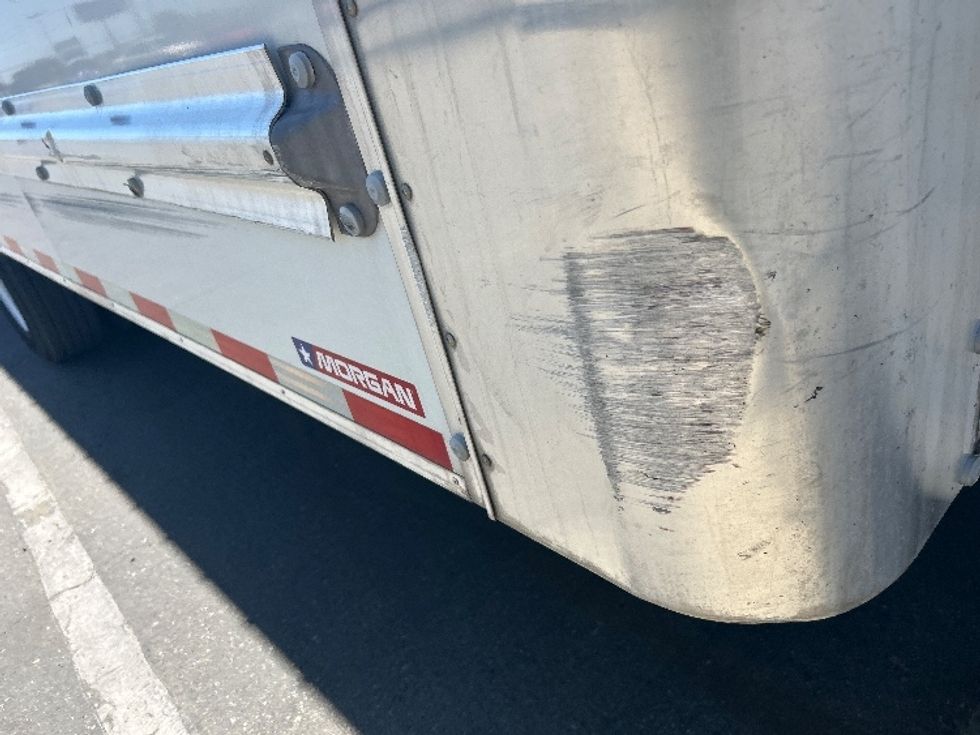 Light Duty Box Truck-Light and Medium Duty Trucks-GMC-2022-Savana G33903-Fresno-CA-88,458\n\t\tmiles-$ 34,750 - Image 25