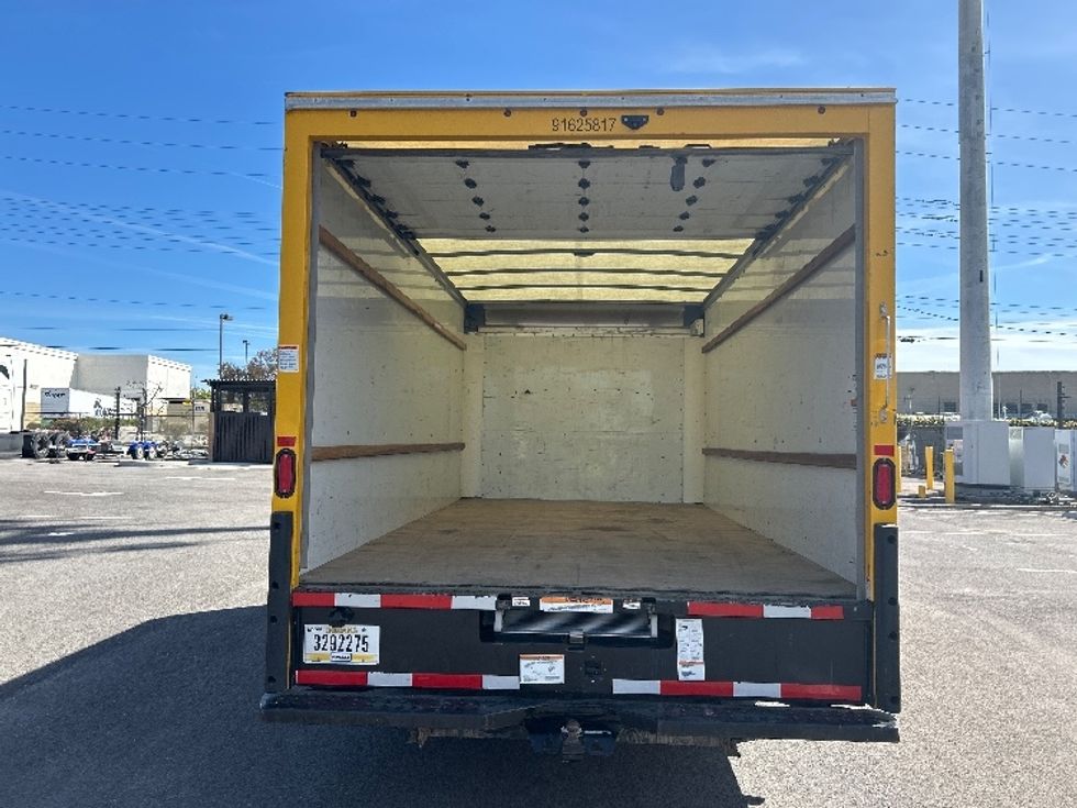 Light Duty Box Truck-Light and Medium Duty Trucks-GMC-2022-Savana G33903-Fresno-CA-94,842\n\t\tmiles-$ 30,250 - Image 8