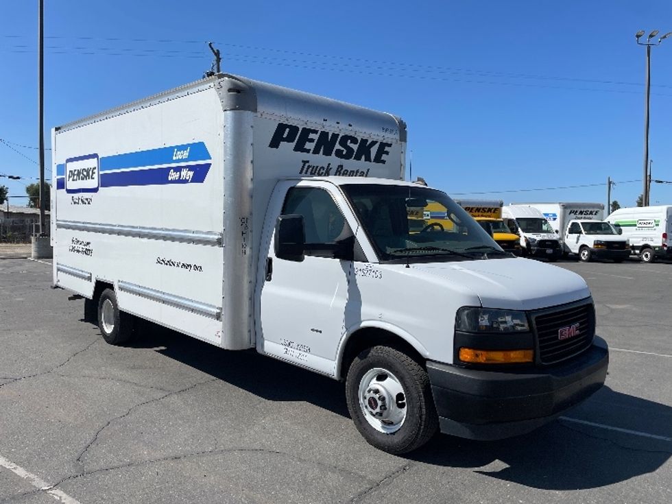 Light Duty Box Truck-Light and Medium Duty Trucks-GMC-2022-Savana G33903-Fresno-CA-97,460\n\t\tmiles-$ 33,500 - Image 1