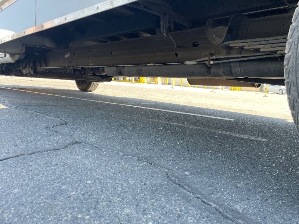 Light Duty Box Truck-Light and Medium Duty Trucks-GMC-2022-Savana G33903-Fresno-CA-97,460\n\t\tmiles-$ 33,500 - Image 5