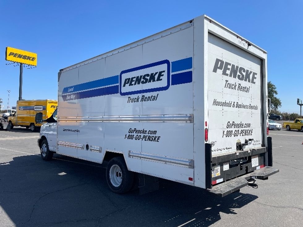 Light Duty Box Truck-Light and Medium Duty Trucks-GMC-2022-Savana G33903-Fresno-CA-97,460\n\t\tmiles-$ 33,500 - Image 6
