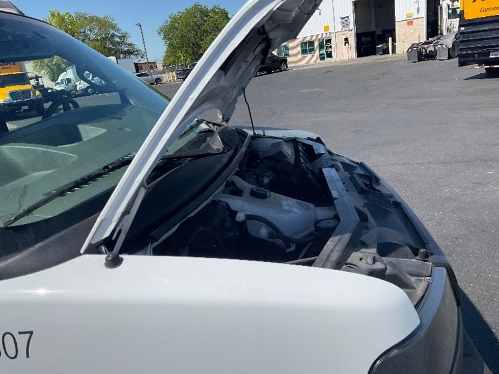 Light Duty Box Truck-Light and Medium Duty Trucks-GMC-2022-Savana G33903-Gahanna-OH-19,891\n\t\tmiles-$ 52,000 - Image 23