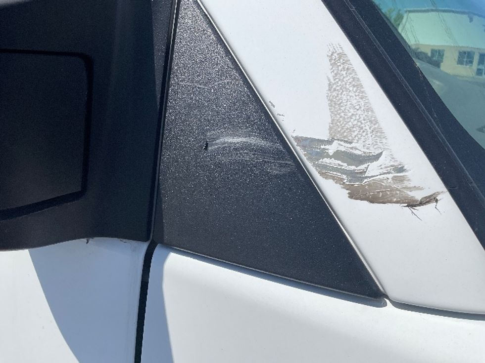 Light Duty Box Truck-Light and Medium Duty Trucks-GMC-2022-Savana G33903-Gahanna-OH-19,891\n\t\tmiles-$ 52,000 - Image 27